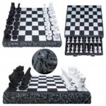Szachy Dobro vs Zło – zestaw 32 figurek fantasy i szachownica 45x45 cm