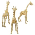 ozdobny model szkieletu żyrafy na biurko