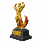 02-statuetka-biale-tlo