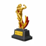 02-statuetka-biale-tlo