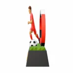 04-statuetka-biale-tlo